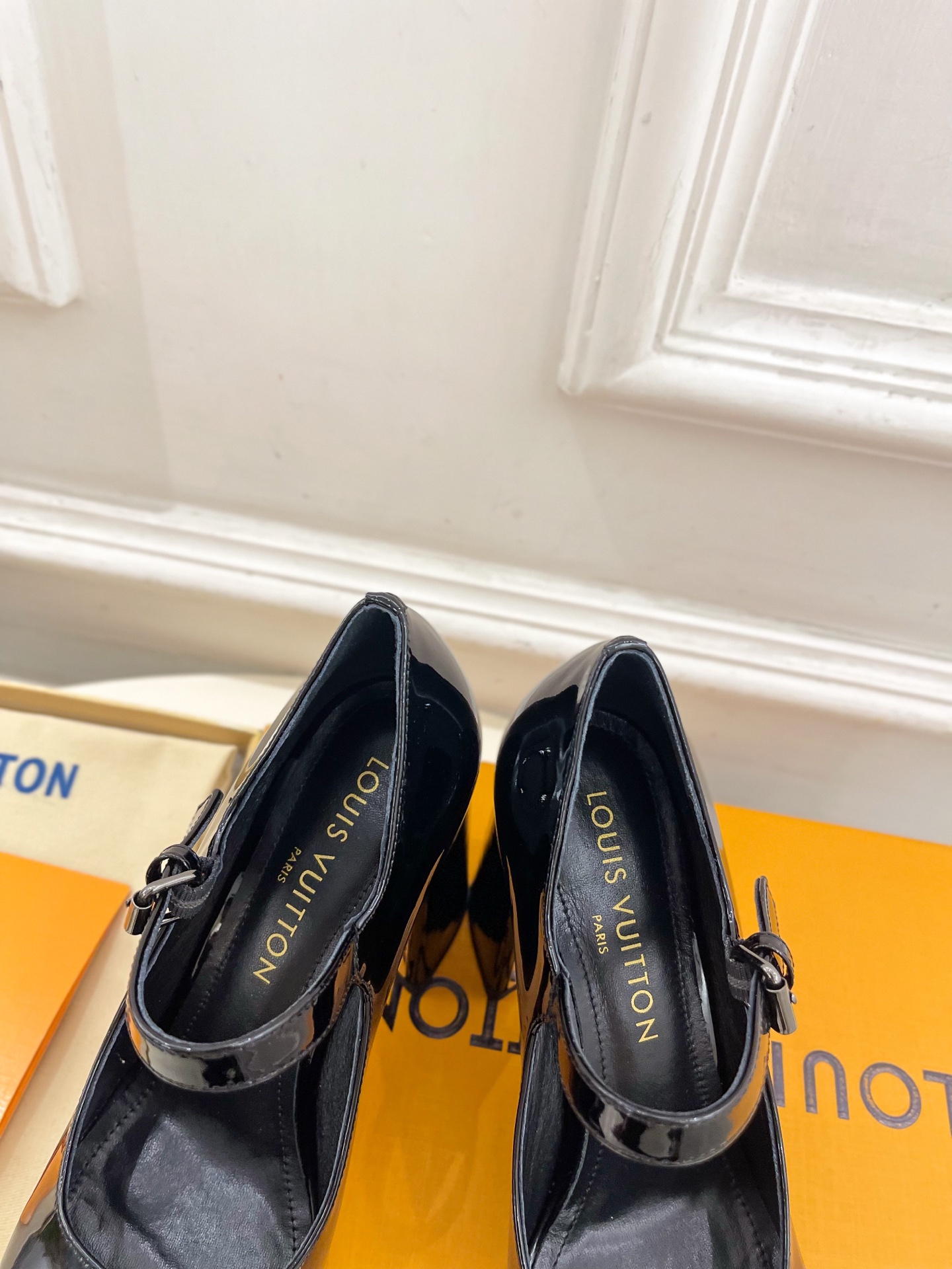 Women's high heels